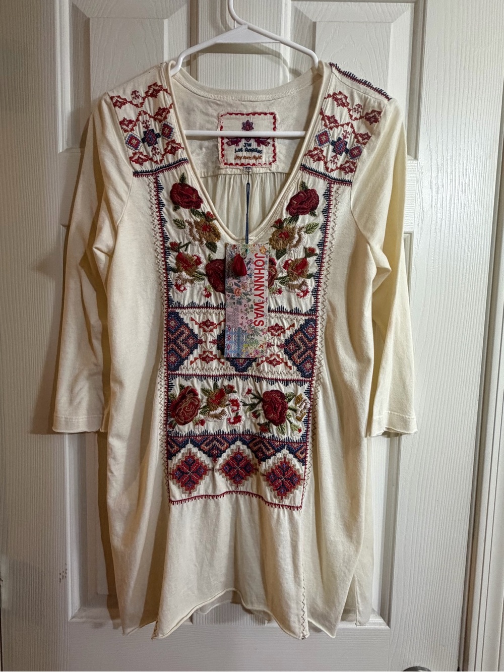 NWT Johnny Was Embroidered Cream Tunic with Red Floral Detail - XS